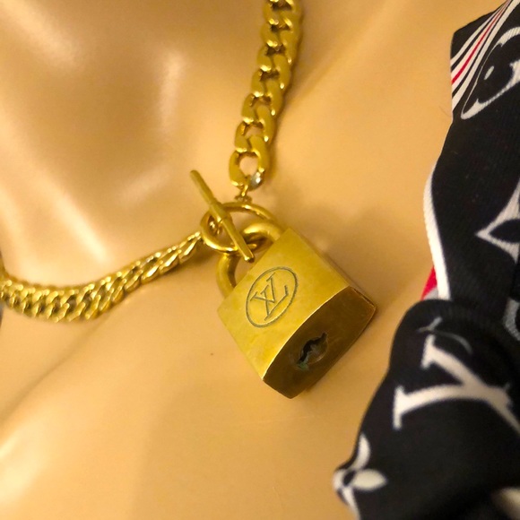 Repurposed Aunthentic Louis Vuitton padlock. Necklace - Picture 4 of 7